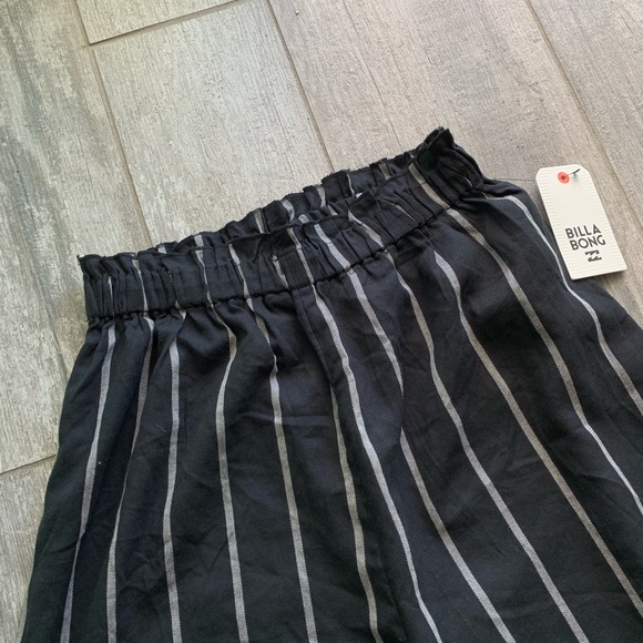 🔥🔥BILLABONG - WIDE LEG PANT🔥🔥 - Picture 5 of 7